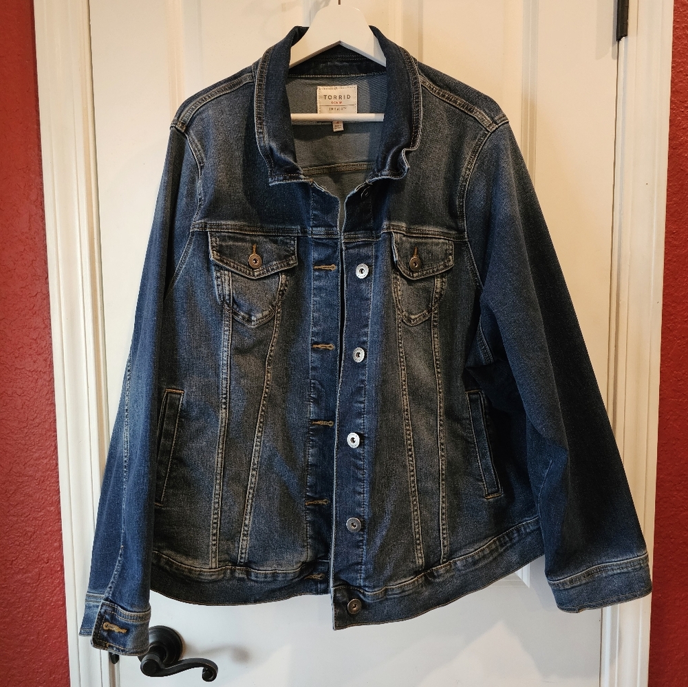 Jean Jacket - Picture 6 of 9